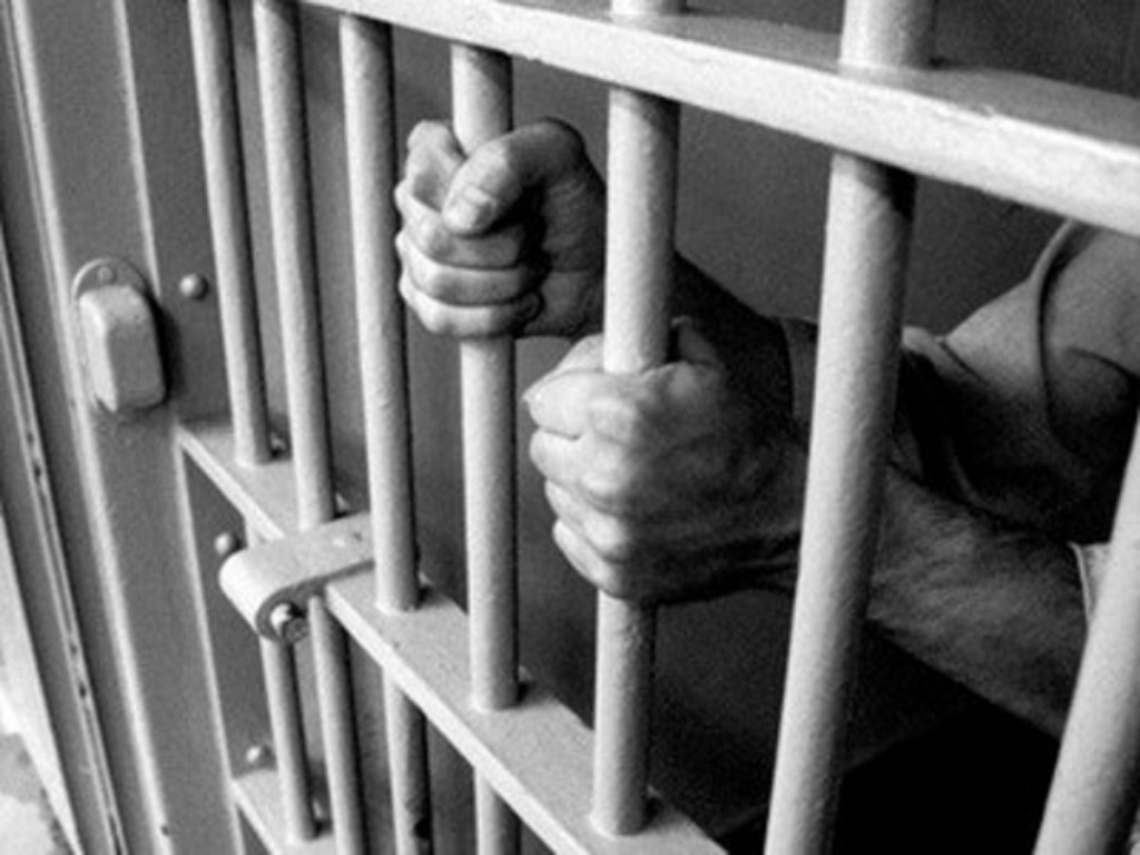 Agente da PN em prisão preventiva por homicídio agravado